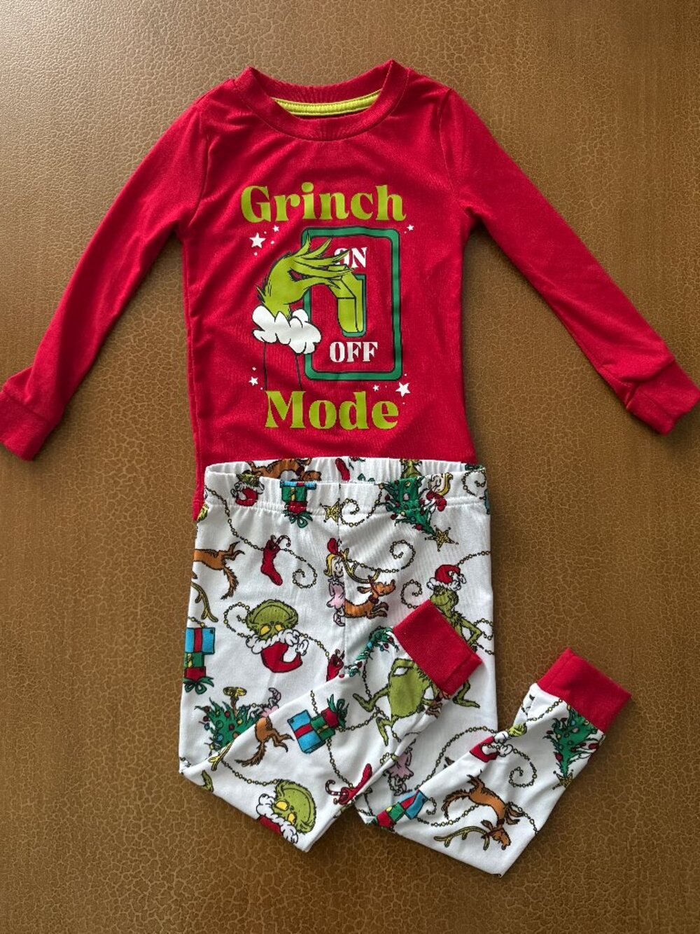 EUC The Grinch Dr Seuss Pajamas - Size 3T